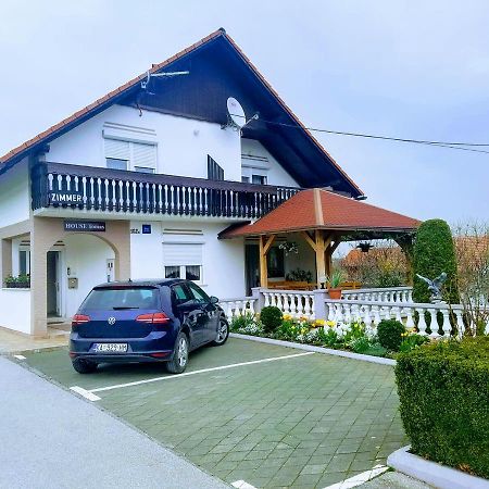 Guesthouse Tomas Catrnja Luaran gambar