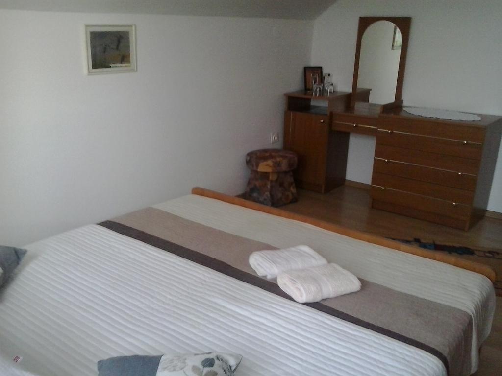 Guesthouse Tomas Catrnja Luaran gambar