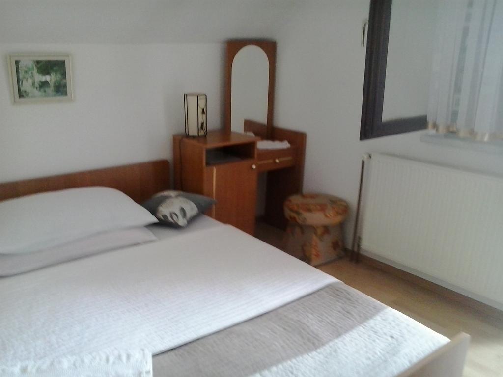 Guesthouse Tomas Catrnja Luaran gambar