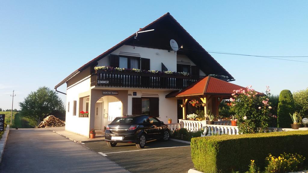 Guesthouse Tomas Catrnja Luaran gambar