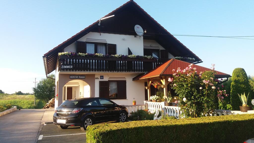 Guesthouse Tomas Catrnja Luaran gambar