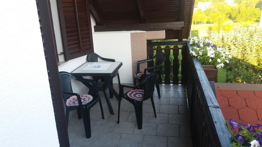 Guesthouse Tomas Catrnja Luaran gambar