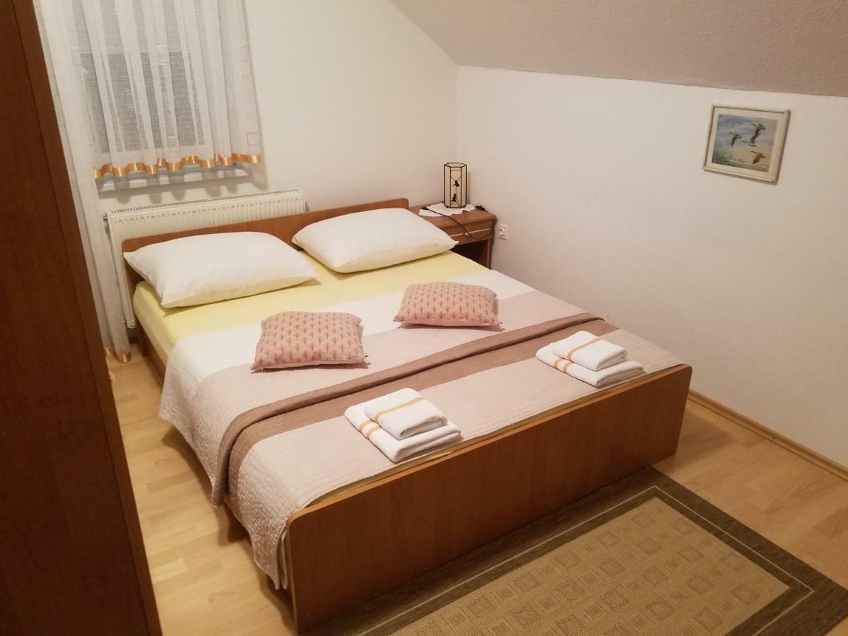 Guesthouse Tomas Catrnja Luaran gambar