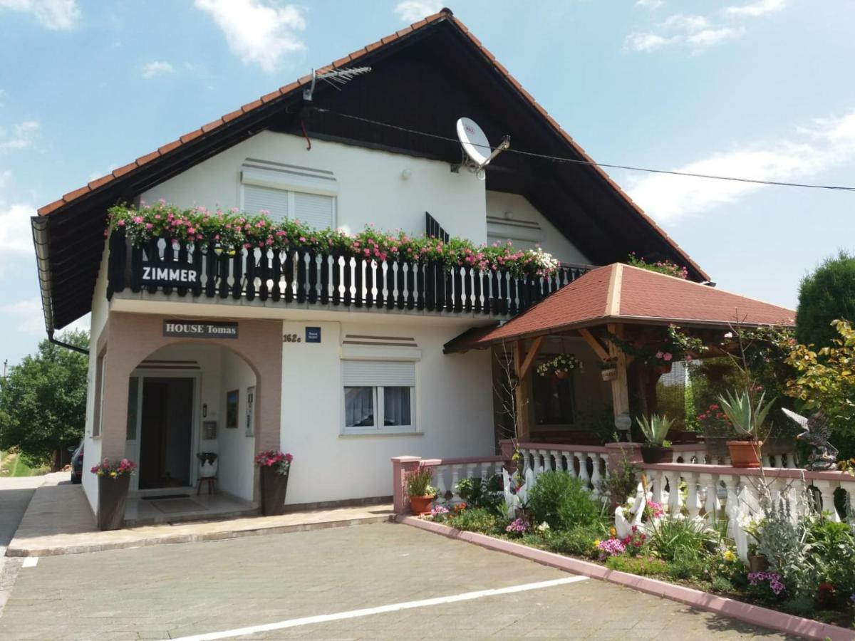 Guesthouse Tomas Catrnja Luaran gambar